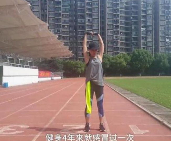 健身房杭州女子健身4年实现“逆生长”，已当外婆却像少女一样，让人羡慕！图